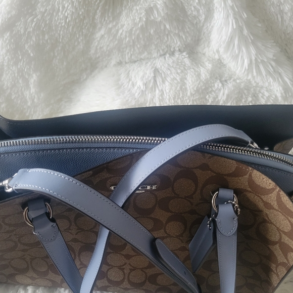 Coach Tatum Carryall NWOT - Picture 6 of 7